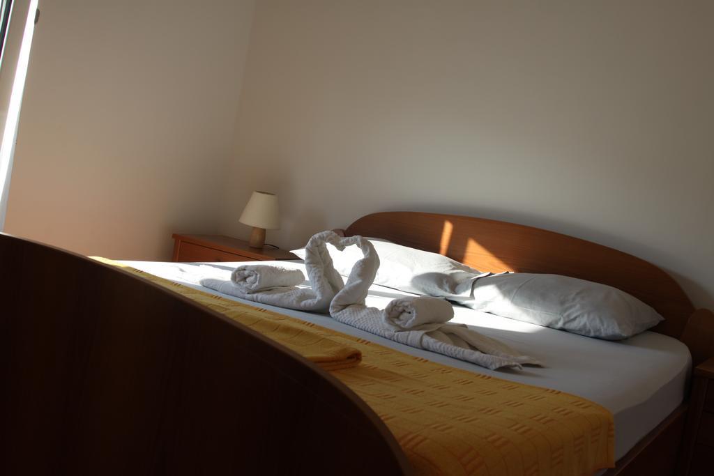 Apartments Becic Будва Екстериор снимка