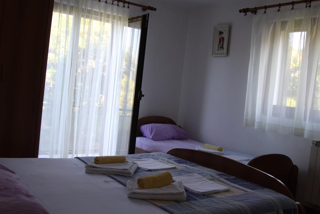 Apartments Becic Будва Екстериор снимка