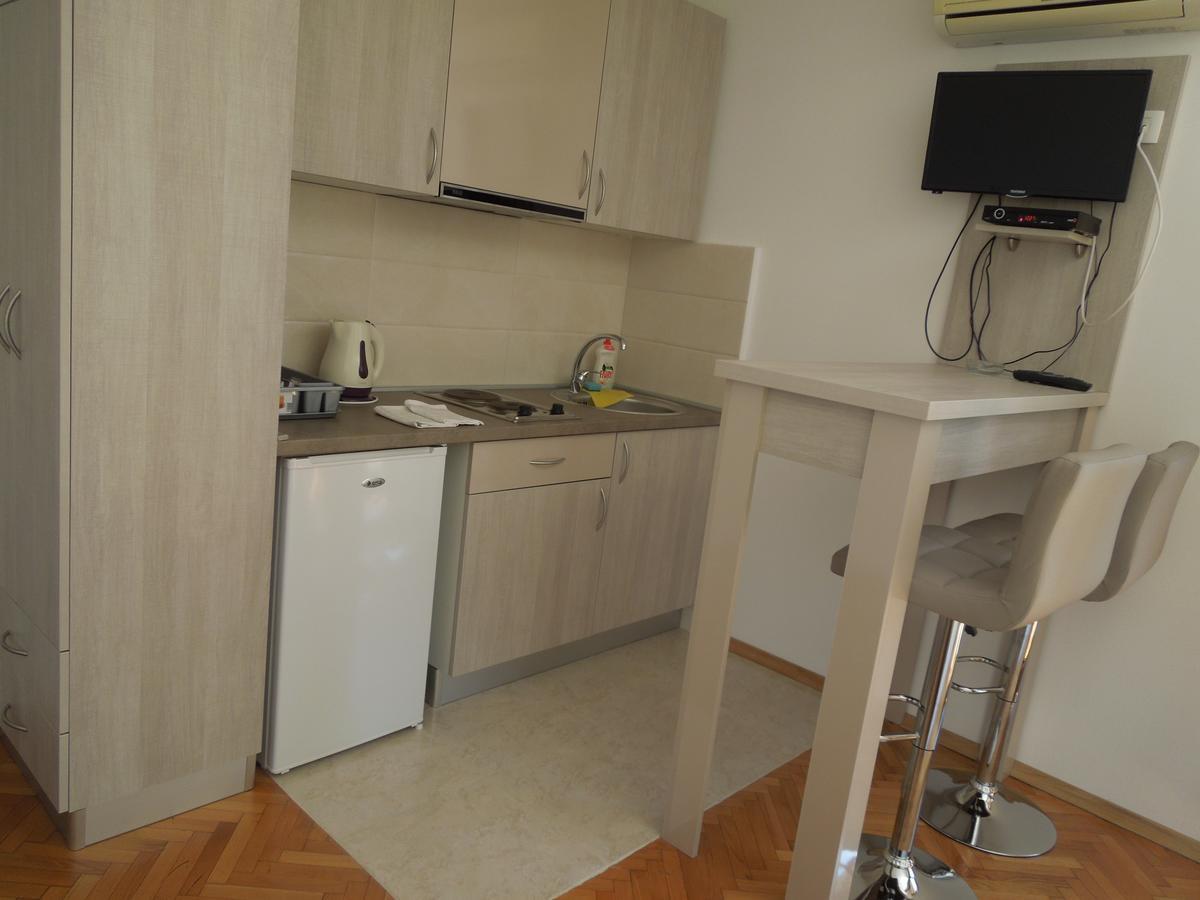 Apartments Becic Будва Екстериор снимка